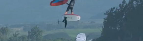 AK Hydrofoil Surfari